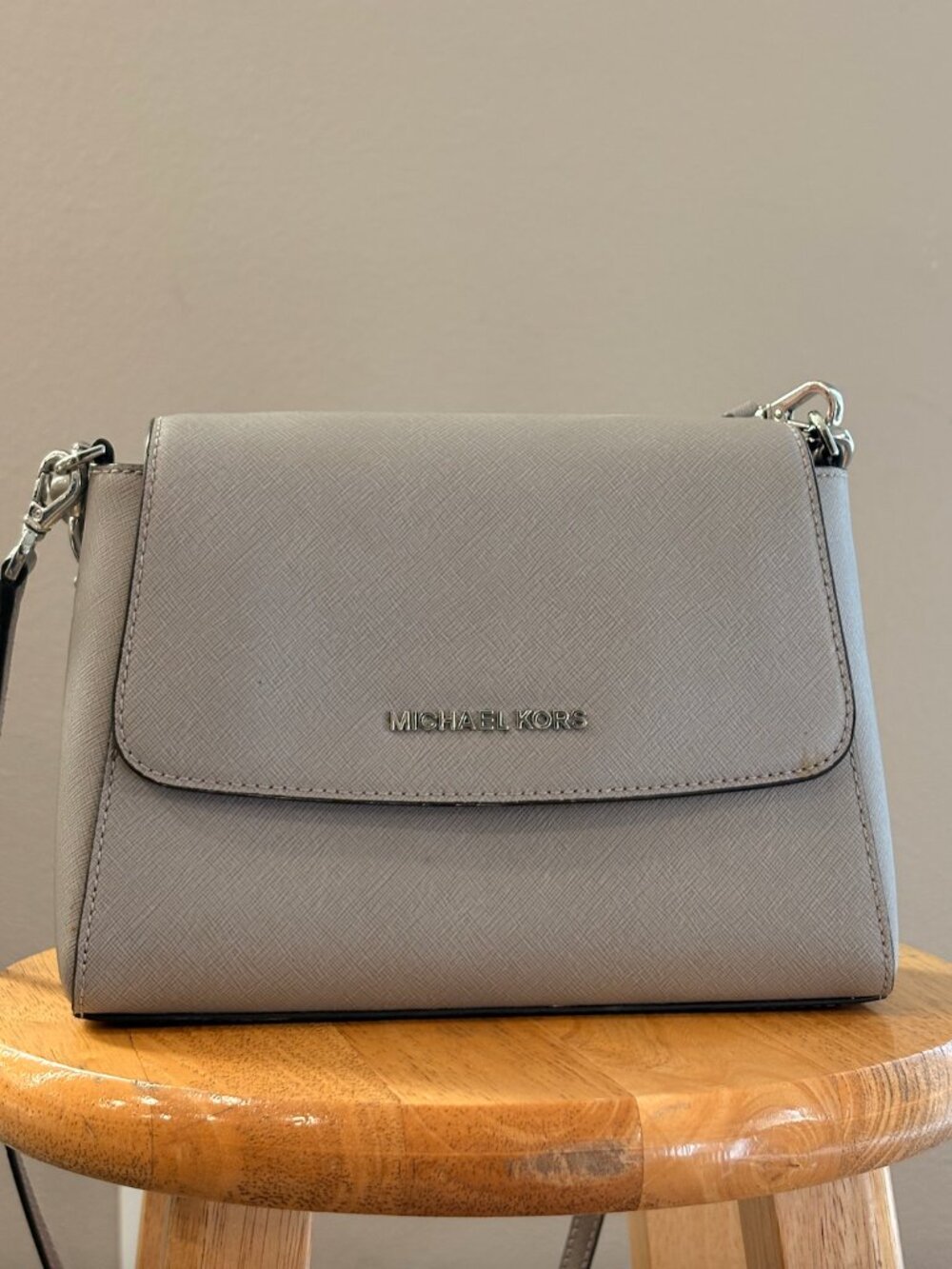 Michael Kors Leather Grey Crossbody